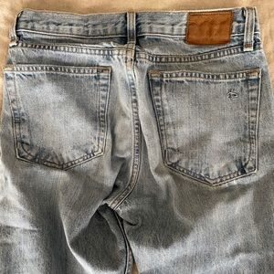 Rag and Bone mid rise boyfriend jeans size 25